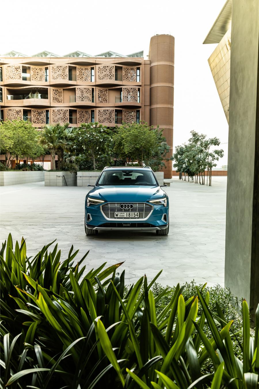 Audi e-tron 55 Quattro 2019 года  (WW) (фото 51 из 452)